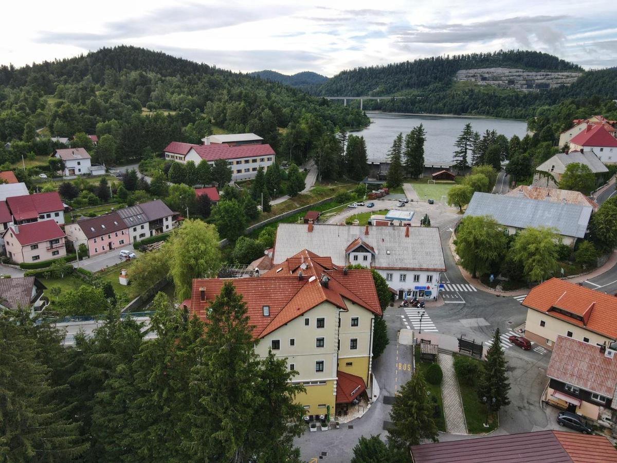 Hotel Bitoraj Fužine المظهر الخارجي الصورة